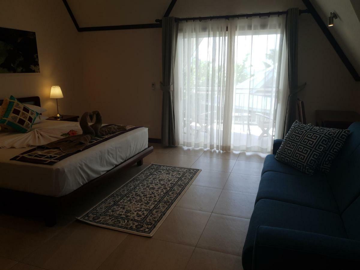 Villa Cote D'or Footprints